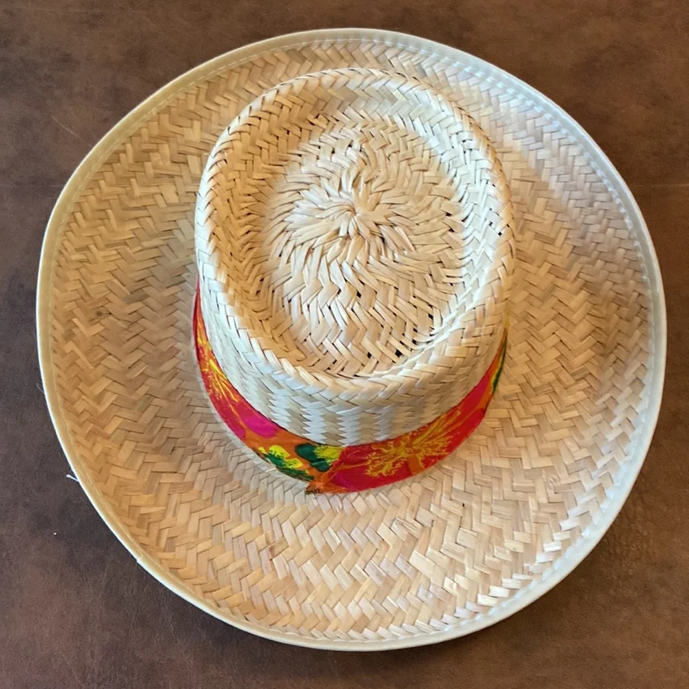 Hawaiian Luau Party Items
